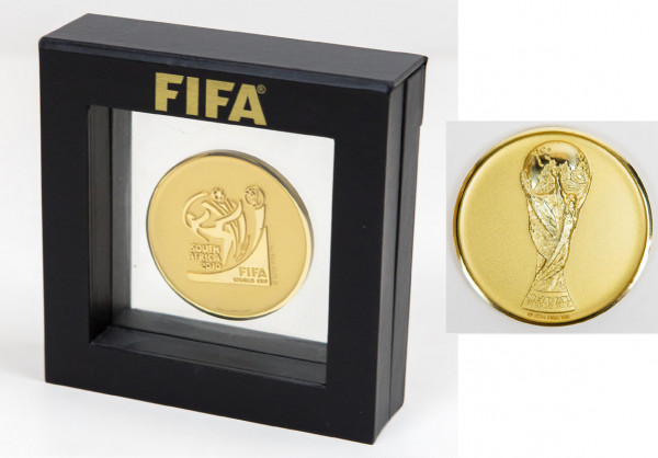 „FIFA World Cup South Africa 2010“. In Etui, Teilnehmermedaille WM2010