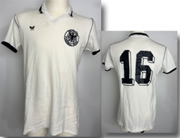 Herbert Zimmermann 11.06.1980 gegen CSSR, DFB - Trikot 1980 EM