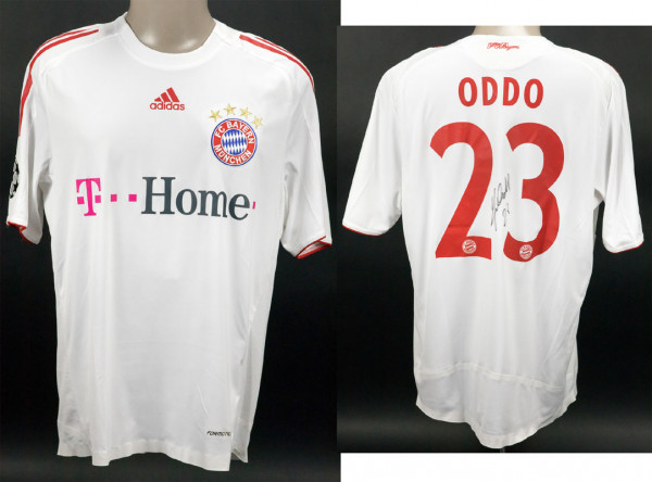 Massimo Oddo am 08.04.2009 gegen FC Barcelona, München, Bayern - Trikot 2008/2009