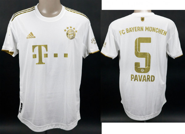 Benjamin Pavard am 19.03.2023 gegen Leverkusen, München, Bayern - Trikot 2022/2023