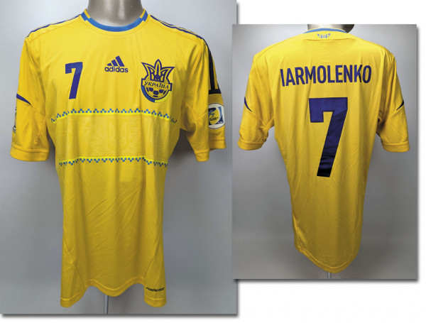 Iarmolenko in einem Qualifikationsspiel zu WM 2014, Ukraine - Trikot 2013 WM Qualifikation