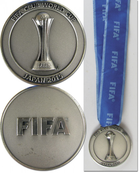 FIFA Club World Cup Japan 2015. Für den 2.Platz CD River Plate. Bronze, verilbert, 5 cm mit original