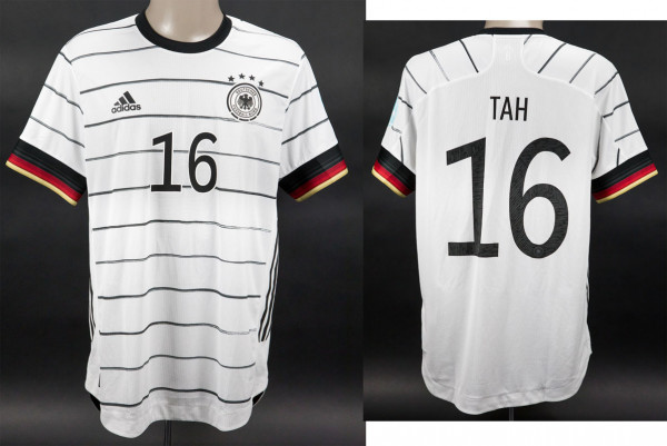 Jonathan Tah am 26.03.2022 gegen Israel, DFB - Trikot 2022