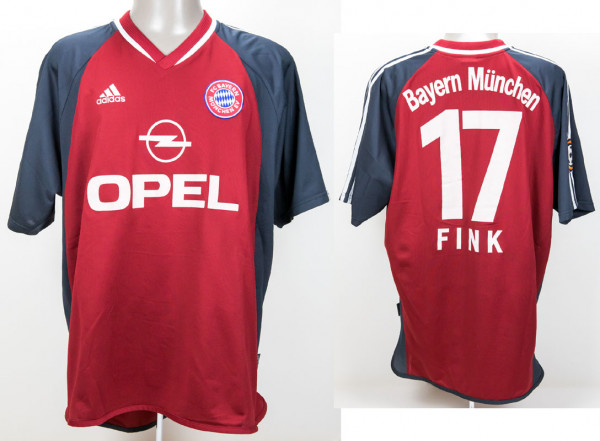 Thorsten Fink am 27.04.2002 gegen VfL Wolfsburg, München, Bayern - Trikot 2001/2002